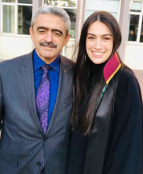 haluk alıcık kızı melek alıcık