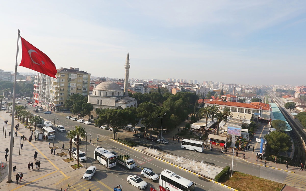 aydın istasyon meydanı