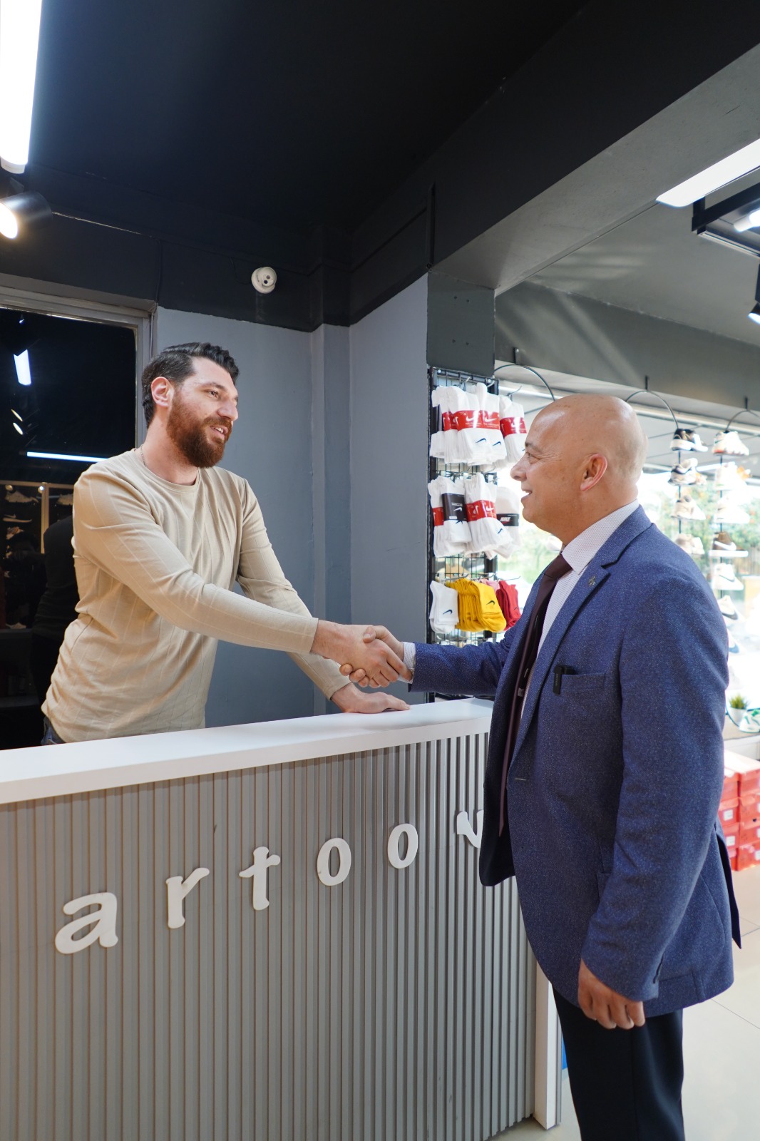 f8621209-a825-4b93-b93e-4dc848e0bde5