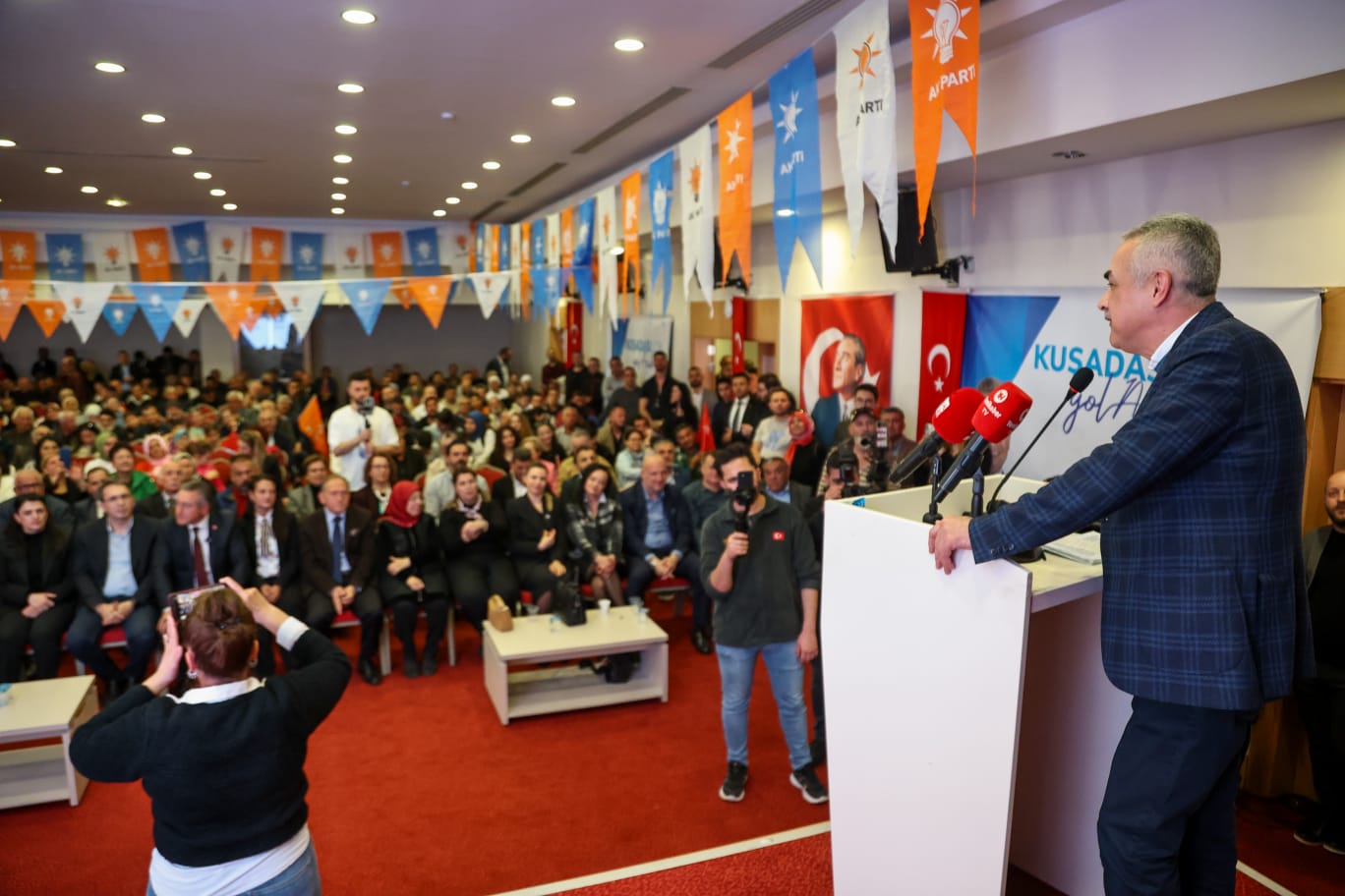 08706d74-5d02-4e02-a313-497fa7a346cd