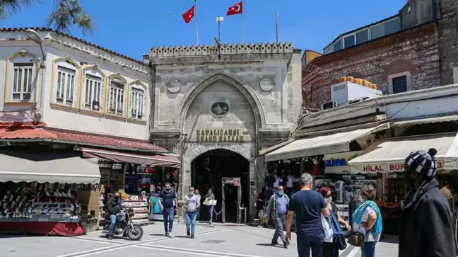 Bugun 31 Aralik Kapalicarsi Acik Mi 1 Ocak 18214524 9181 Amp