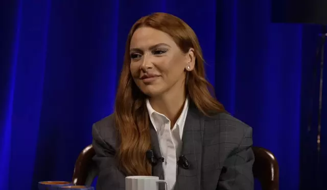 Hadise Ile Sinan Akcil Neden Ayrildi Hadise Eski 18160376 575 M