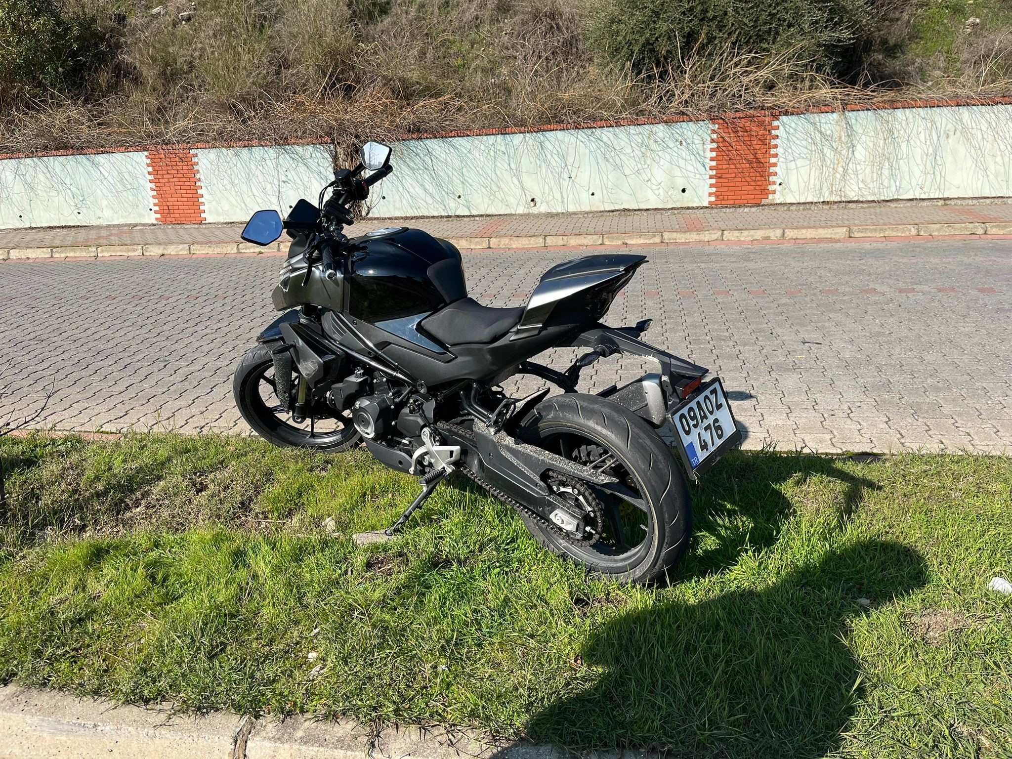 A W364943 02