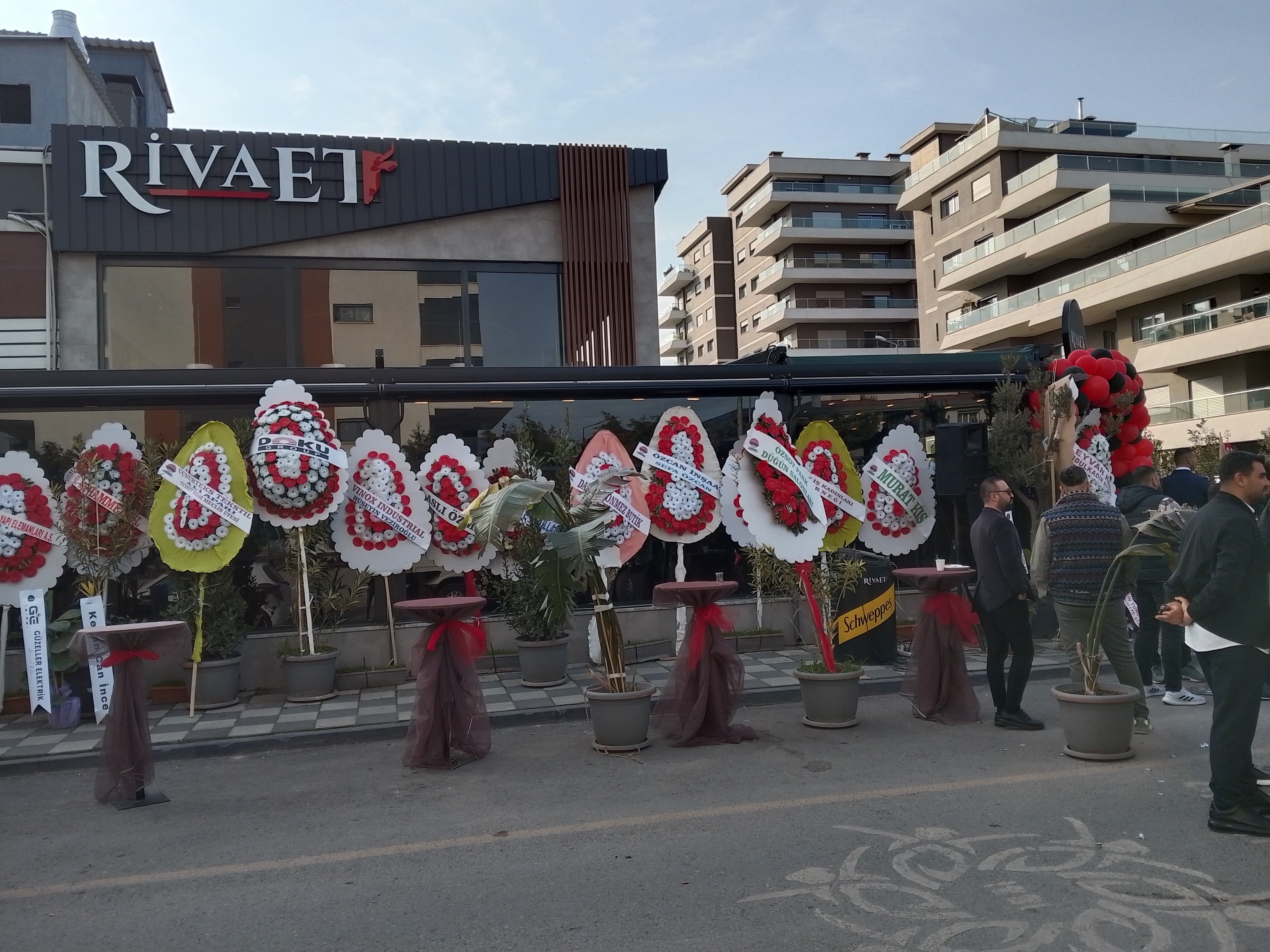 Riva Et Açıldı3