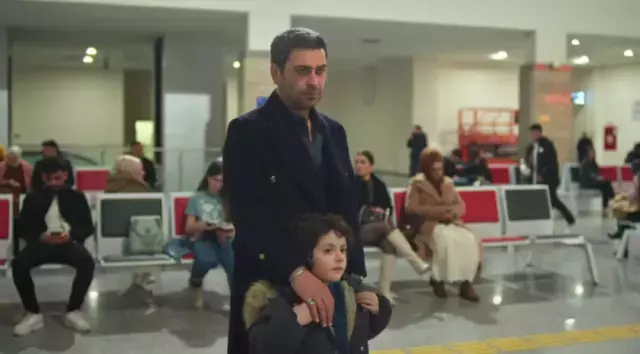 Uzak Sehir 13 Bolum Fragman Izle Uzak Sehir 13 18338023 444 M