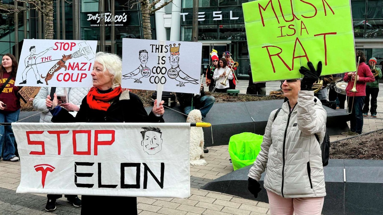 Elonmuskprotesto