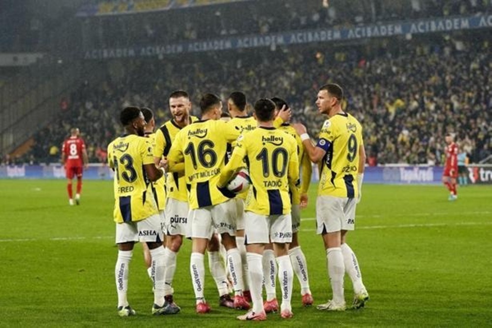 Fenerbahcelifutbolcular2