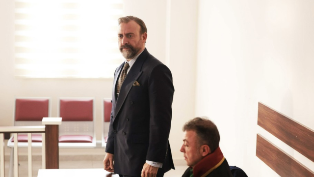 Kral Kaybederse 4 Bolum Tek Parca Izle Kral 18426865 441 M