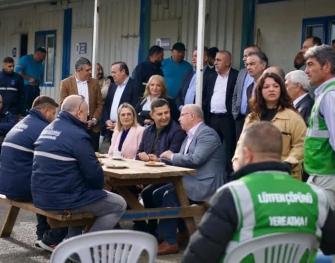 Kuşadası Belediye Başkanı Ömer Günel, İşçilerin Bayramını Kutladı (1)