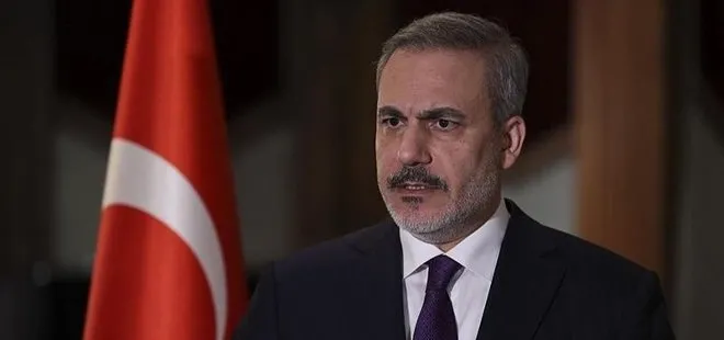 0X0 Ak Parti Ve Bakanlardan Ozgur Ozelin Sozlerine Pes Pese Tepkiler Cunta Esittir Chpdir 1743958388004