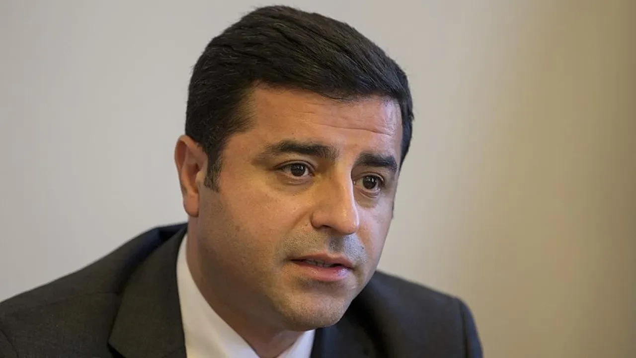 Selahattin Demirtas Serbest Birakildi Mi 2016Da Tutuklandi 3211917
