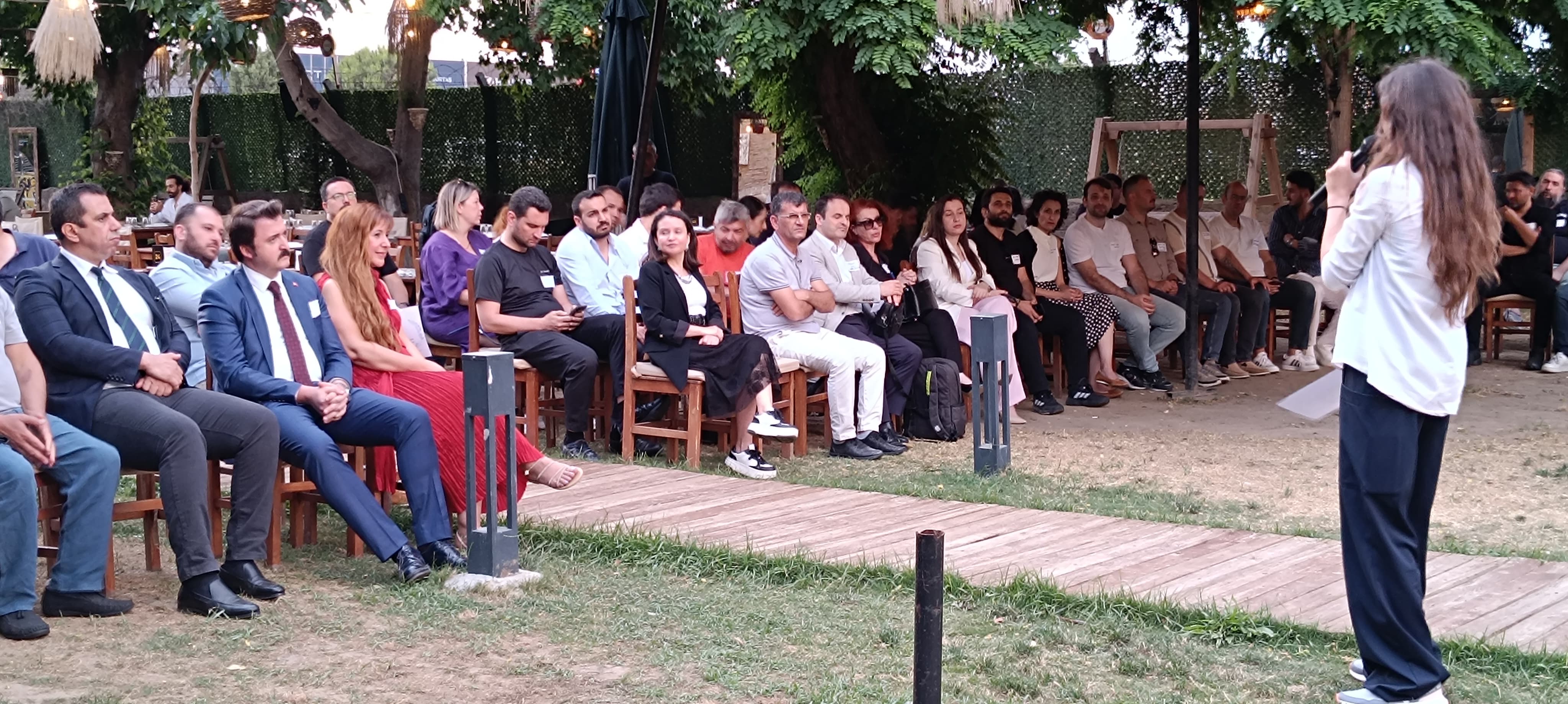 8B68Bf8B 0556 4E7D 839F 84169455E139