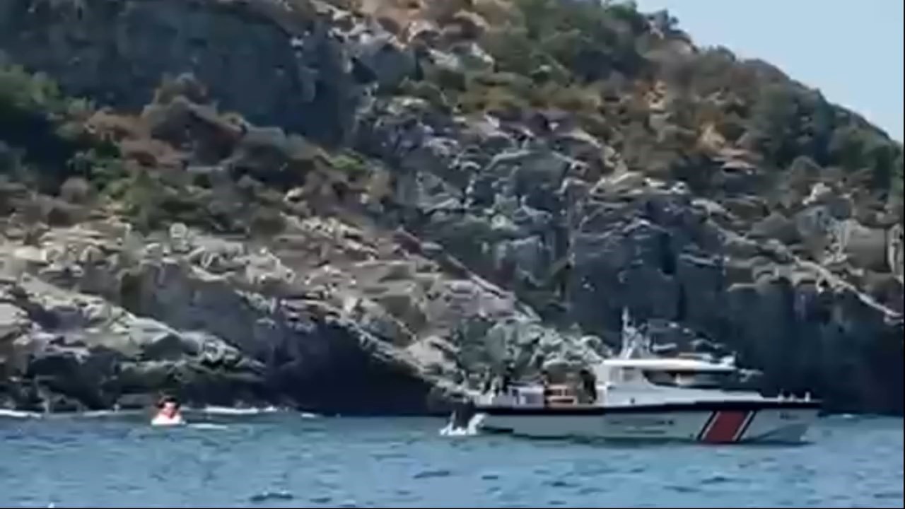 A W512327 04