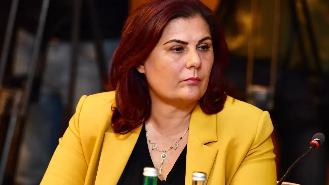 Ozlem Cercioglu Zehir Zemberek Sozlerle Chp Den 18946305 8027 Amp