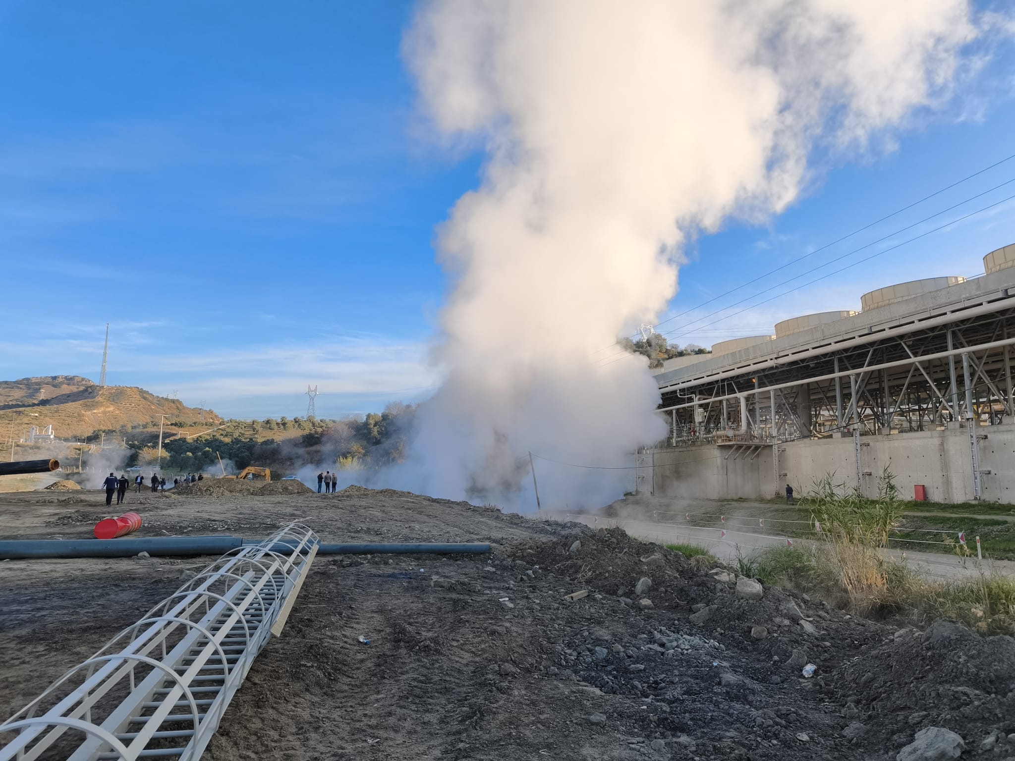 Bf85Ba7E 2496 4642 A979 90A786090566-1