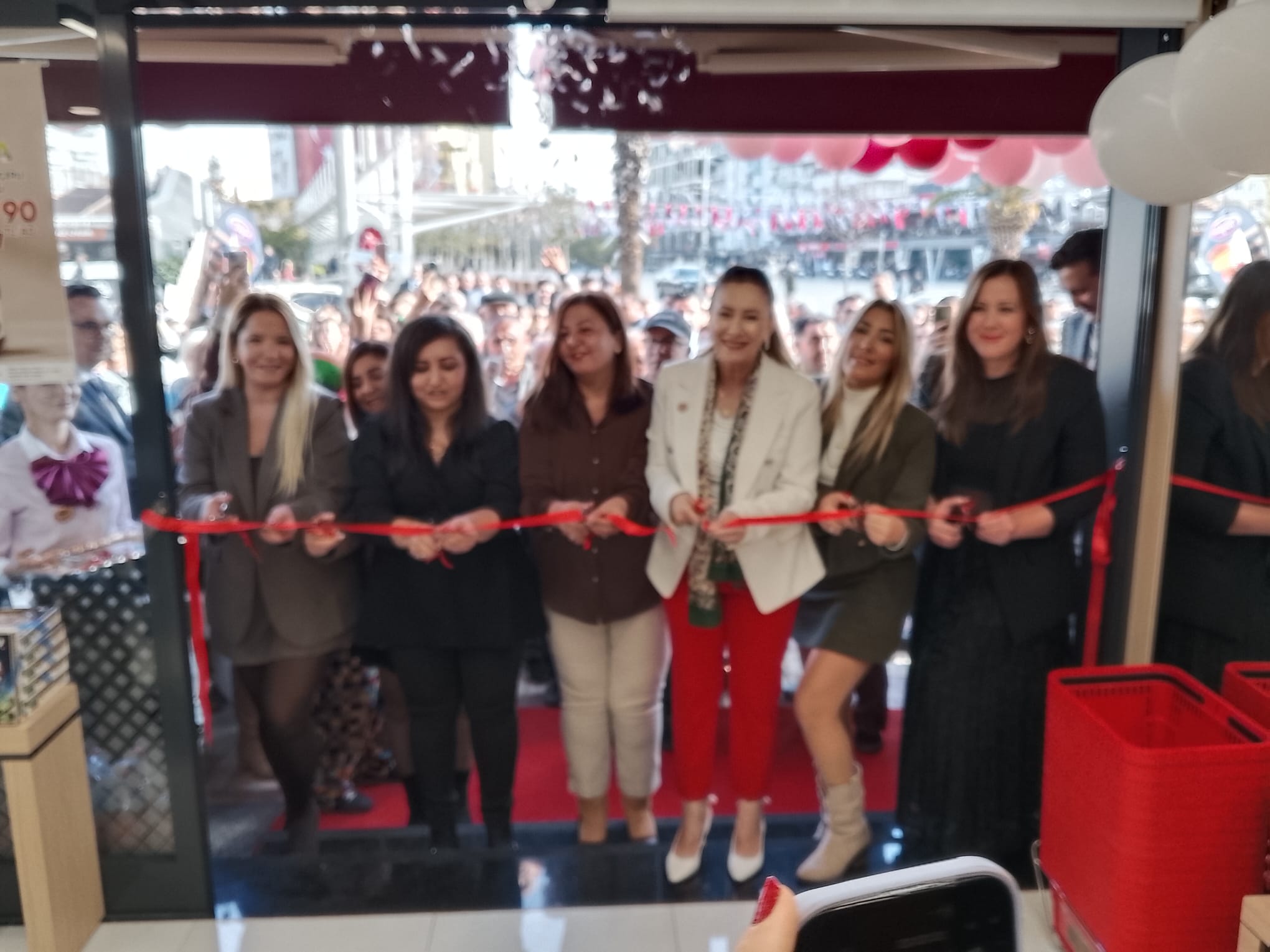 Eb47A528 4793 4A5B 9E13 C7630453976E