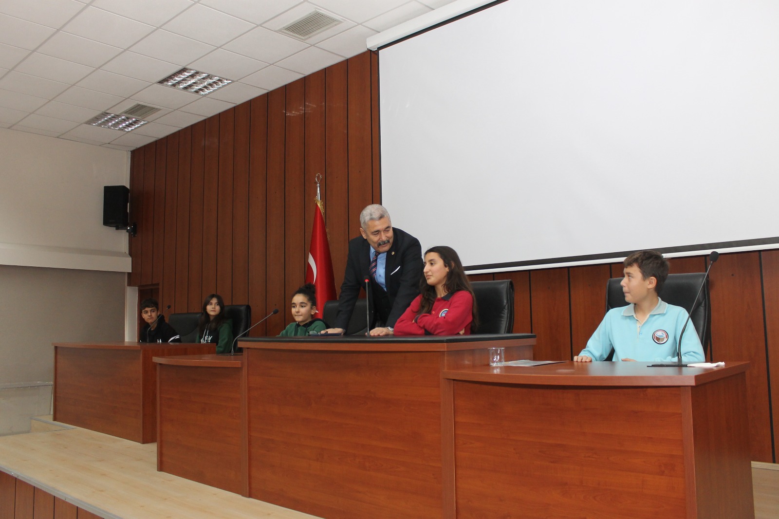 Whatsapp Image 2025 12 11 At 09.49.03