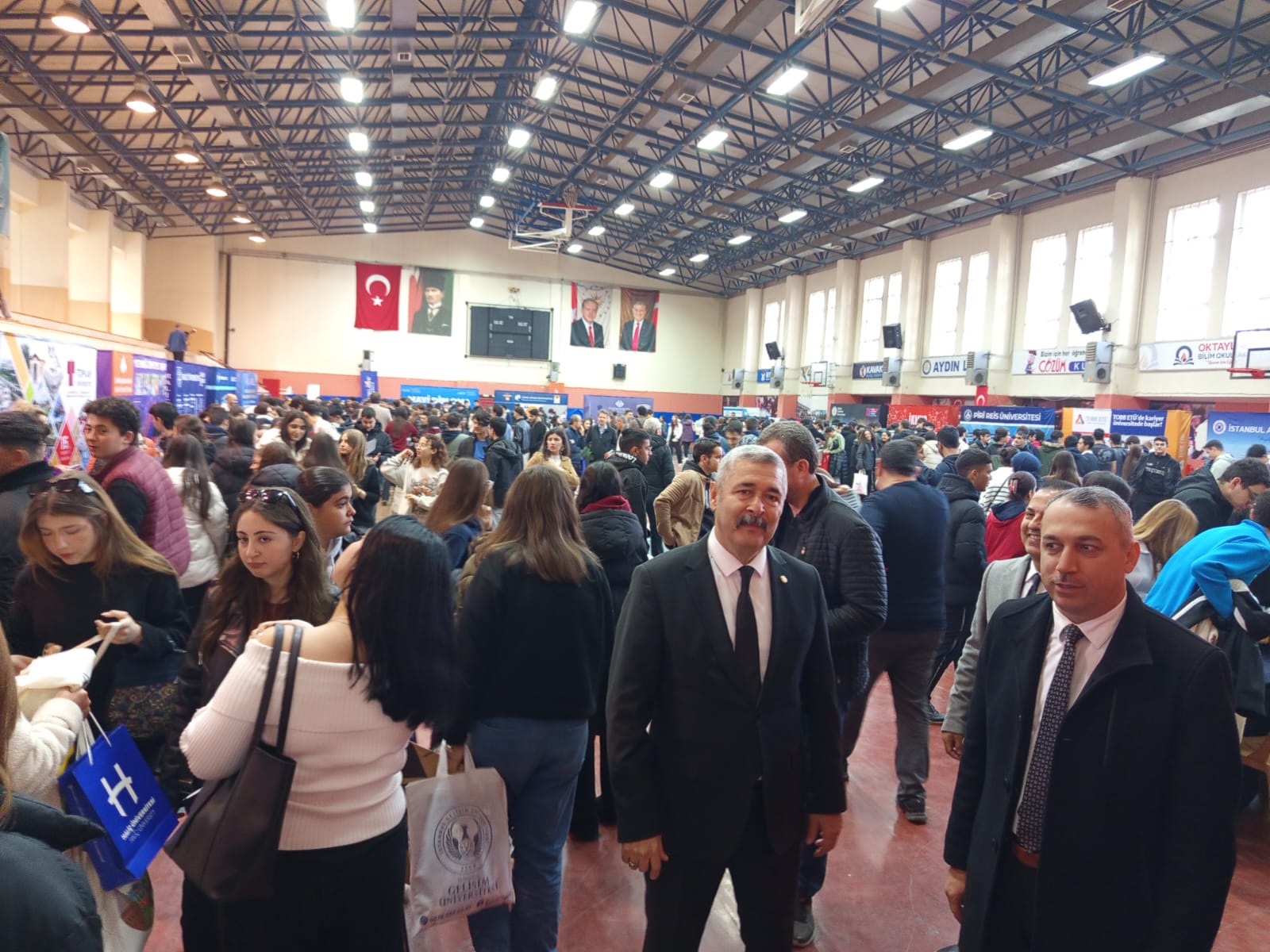 Whatsapp Image 2025 12 15 At 14.02.42 (1)