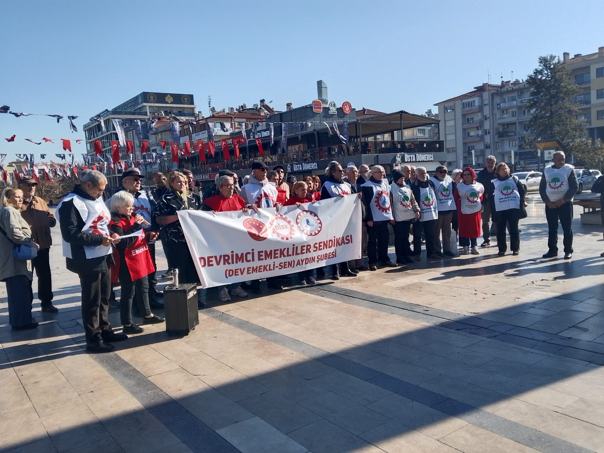 8F918B84 9B17 494D A943 752180E5D7D4