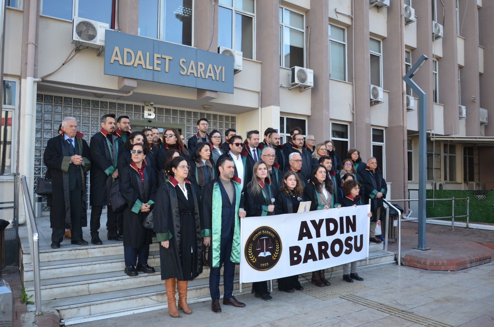 C50F0513 E574 4080 B2B7 23706Ab64985