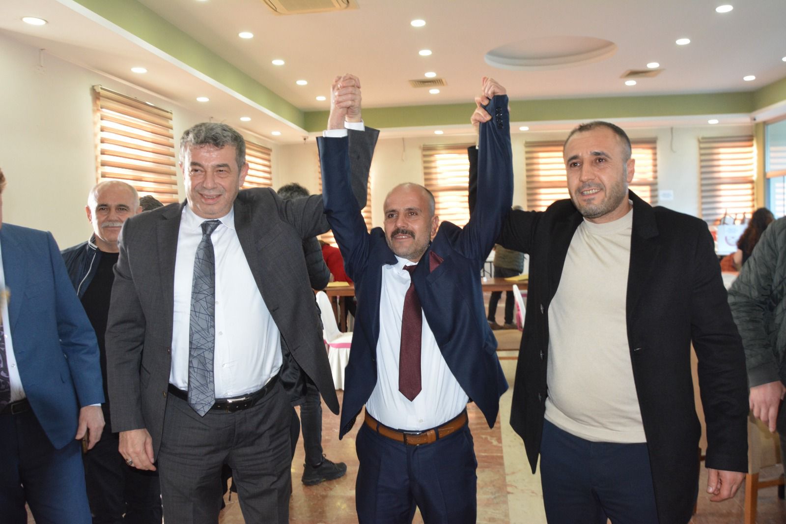 Ee4B9837 37F9 4C8D 90B0 4Ab5B53B6Ed3