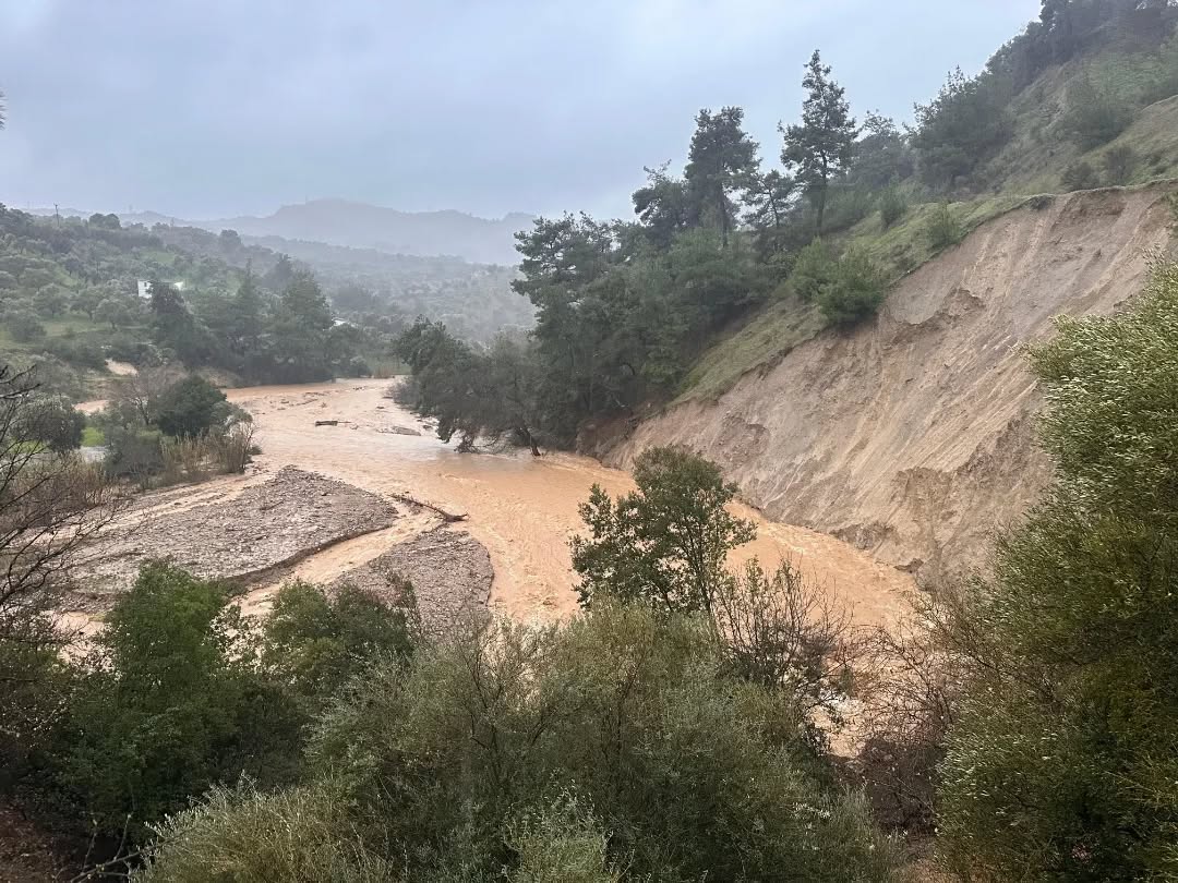 İncirliova’da Dere Taştı 9 Ev Tedbir Amaçlı Tahliye Edildi (4)