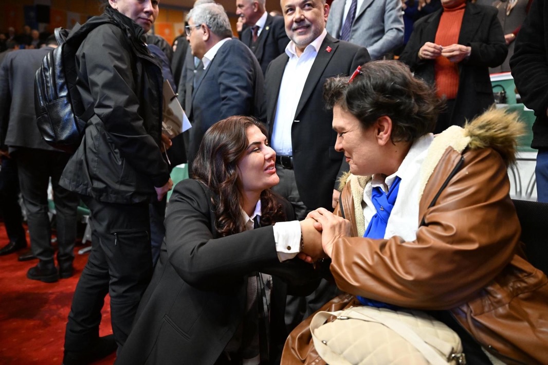 Siyasette Dün Dündür… Bugün İl Başkanlığı Mı