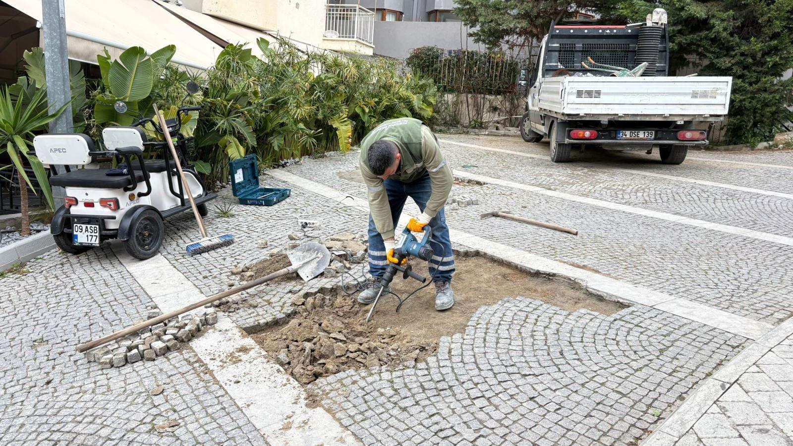 4E8816A2 6Bc0 4670 8F6C 705705748858