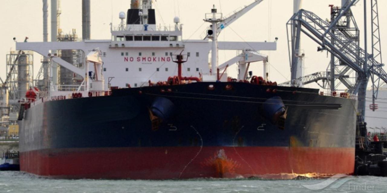 İstanbul Boğazı'na 26 kilometre kala petrol taşıtan Türk gemisi vuruldu!