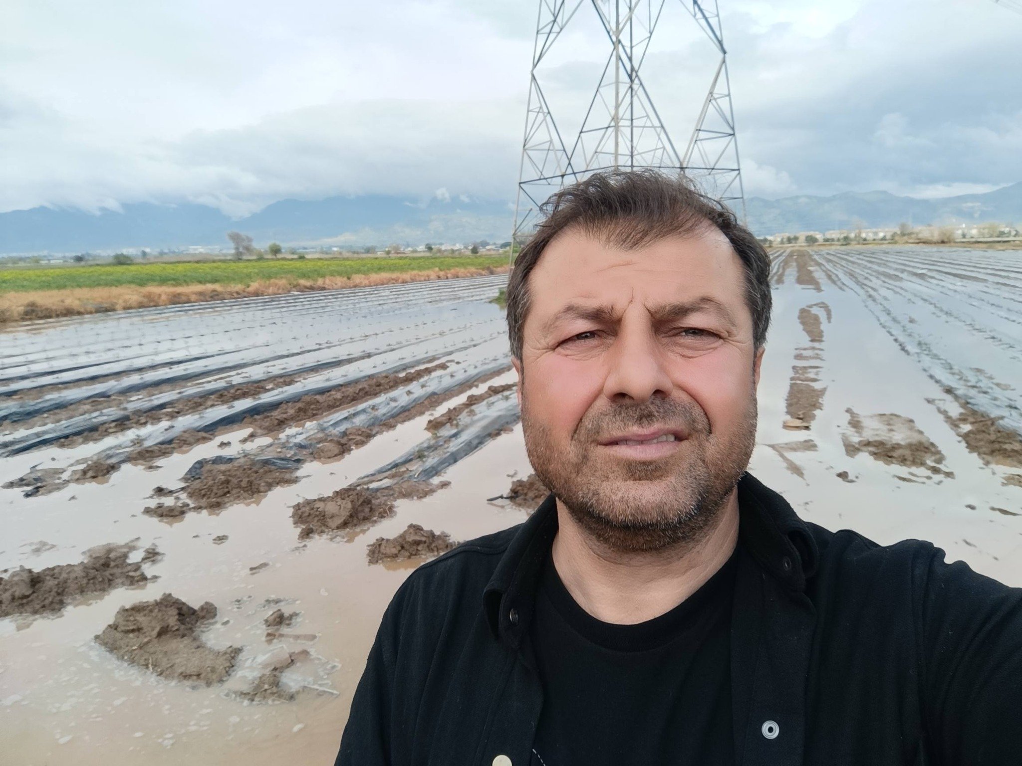 Son yağan yağmur çiftçiyi vurdu: Tarlalar göle döndü