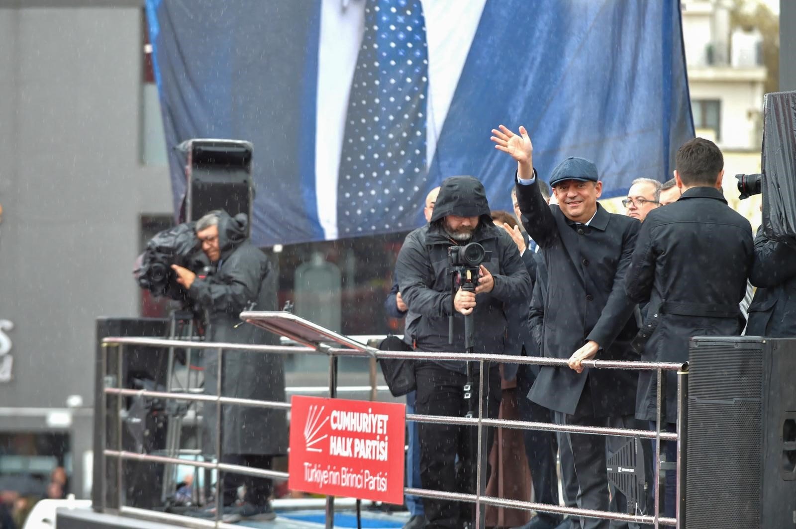 CHP Genel Başkanı Özel: Ben özür diyorum milletimden