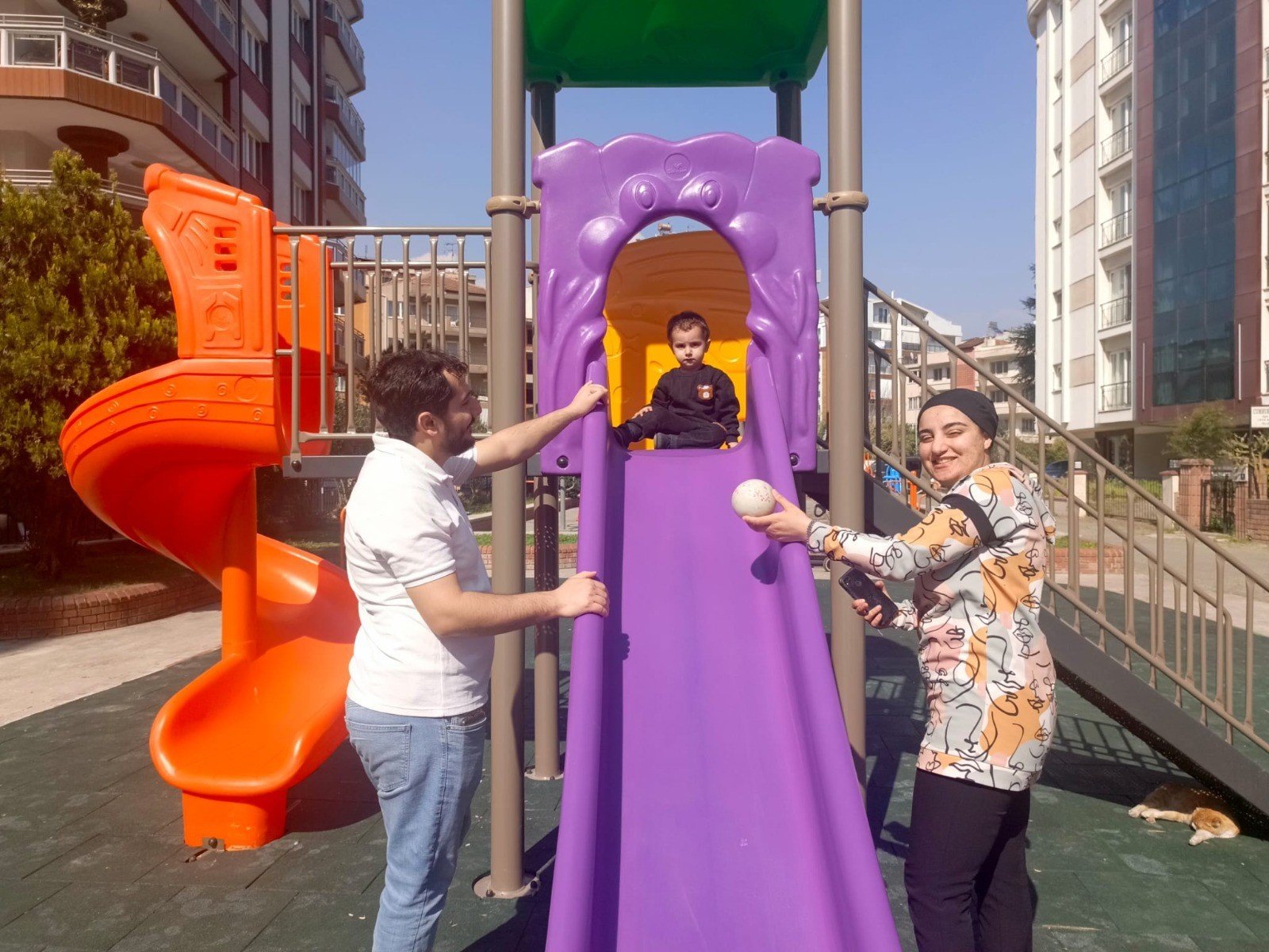 Efeler Belediyesi'nden parklarda bakım ve onarım çalışması