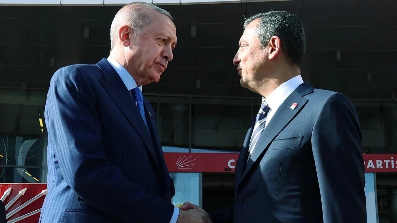 Cumhurbaşkanı Erdoğan'dan Özgür Özel'e tazminat davası