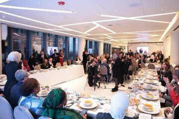 H D Jvpu0 W M A A R2 Q