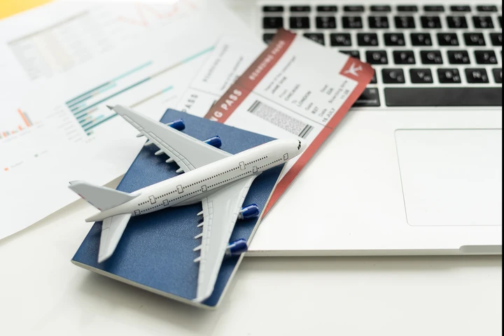 Shutterstock 2336014405