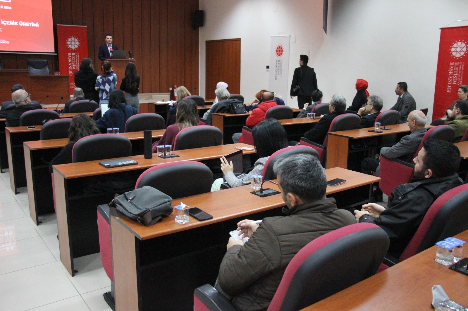 Aydın'da gazetecilere dijital çağ eğitimi