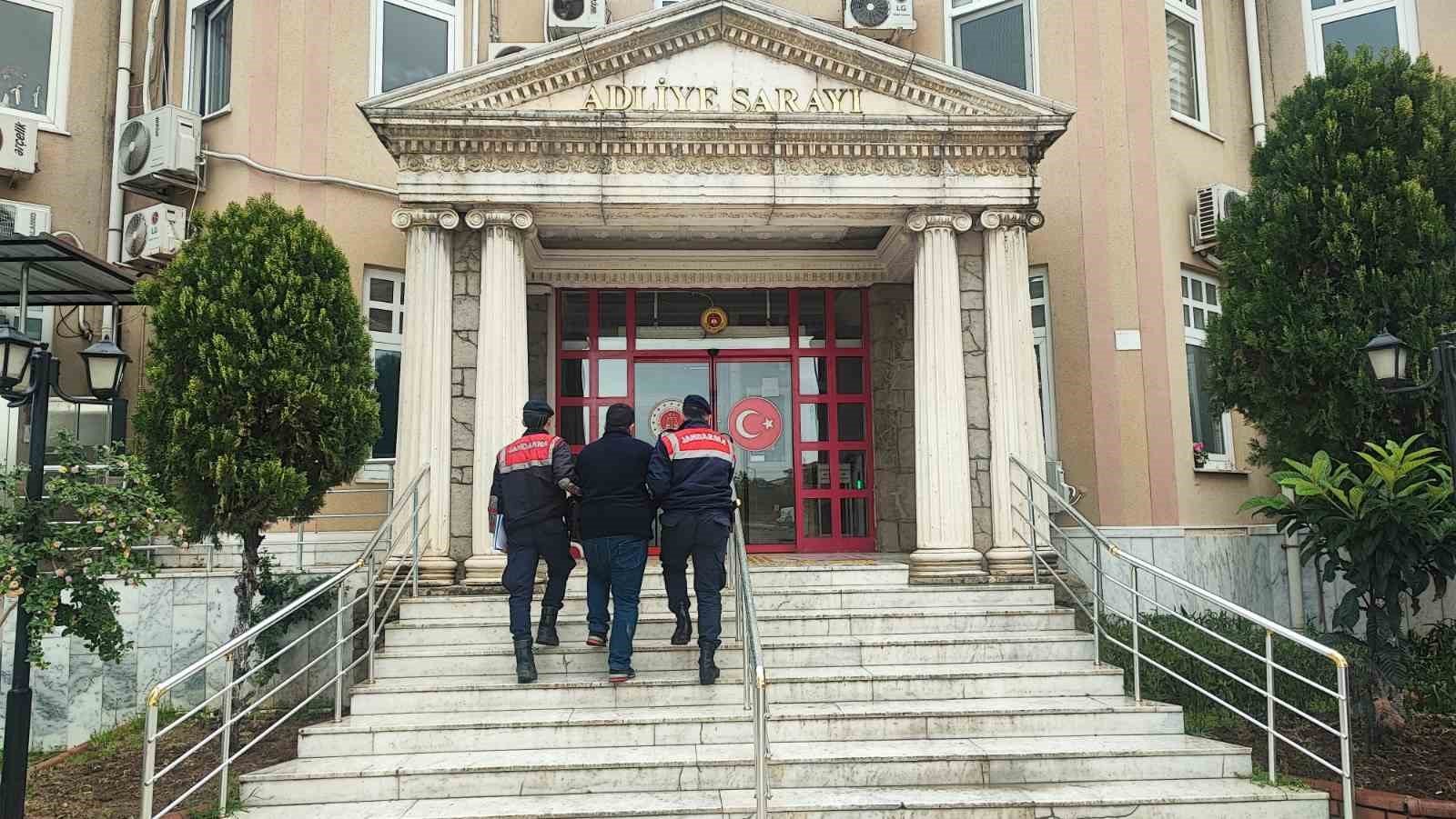 Didim'de yakalanan göçmen kaçakçısı tutuklandı