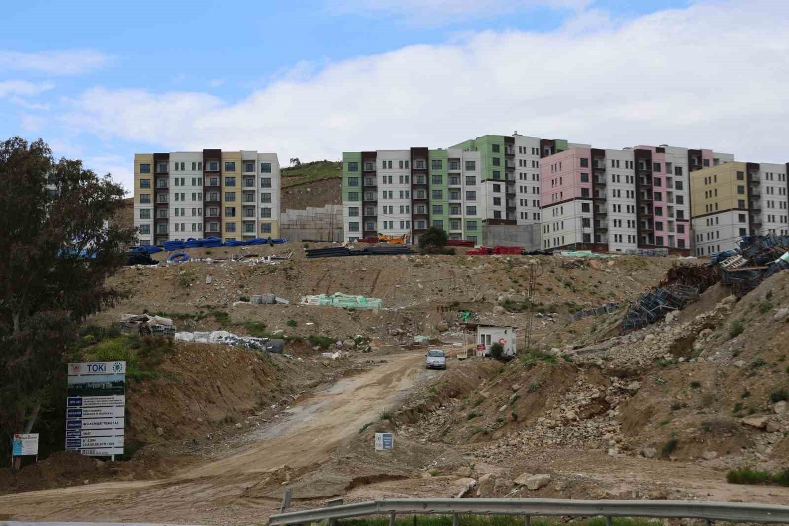 Efeler'de TOKİ Savrandere sosyal konut projesi şekilleniyor