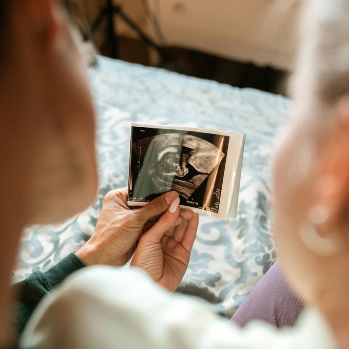 Doğum izni 24 haftaya çıkıyor! Babalara da müjde