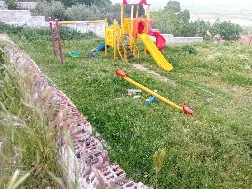 Koçarlı’da Tersine Dünya Çocuklar Sokakta, Inekler Parkta (2)