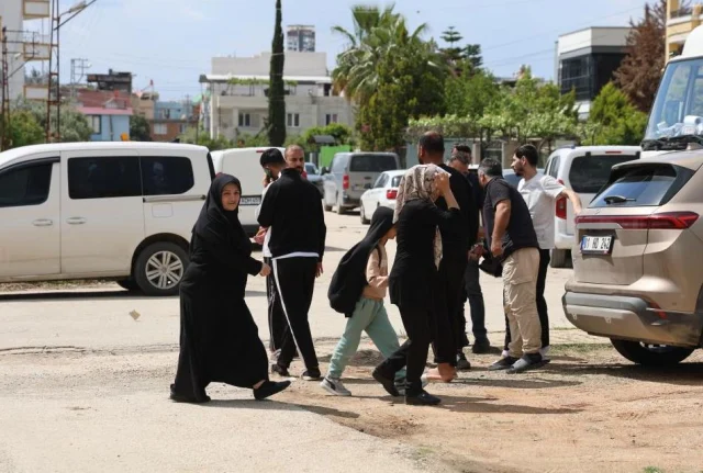 Okul Cevresindeki Silah Sesler 19766973 6417 2 M