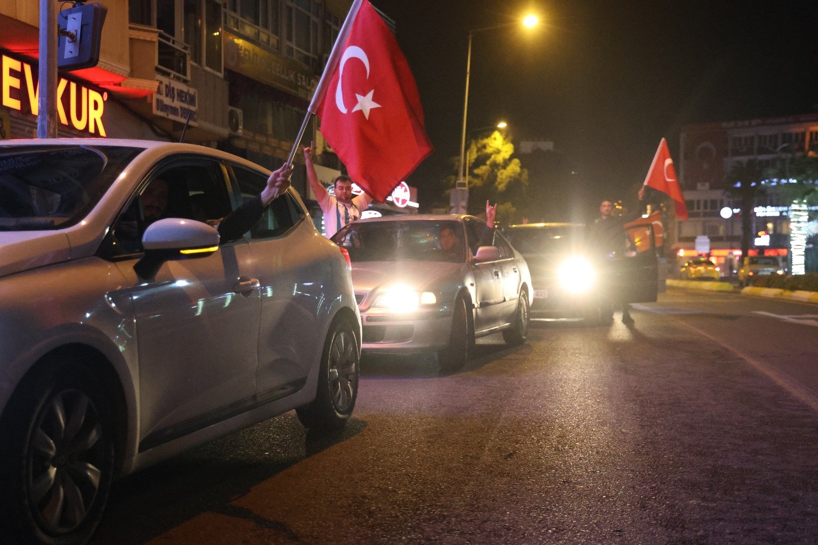 Türkiye'nin Dünya Kupası'na katılması, Aydın'da konvoyla kutlandı