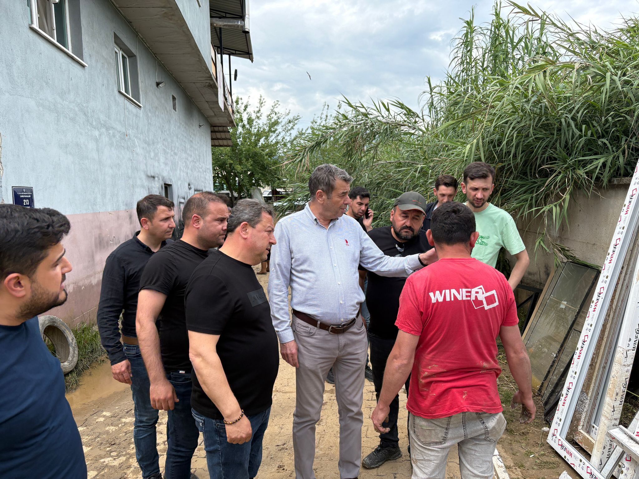 Sel Mağduru Esnafın Imdadına Künkcü Yetişti (3)