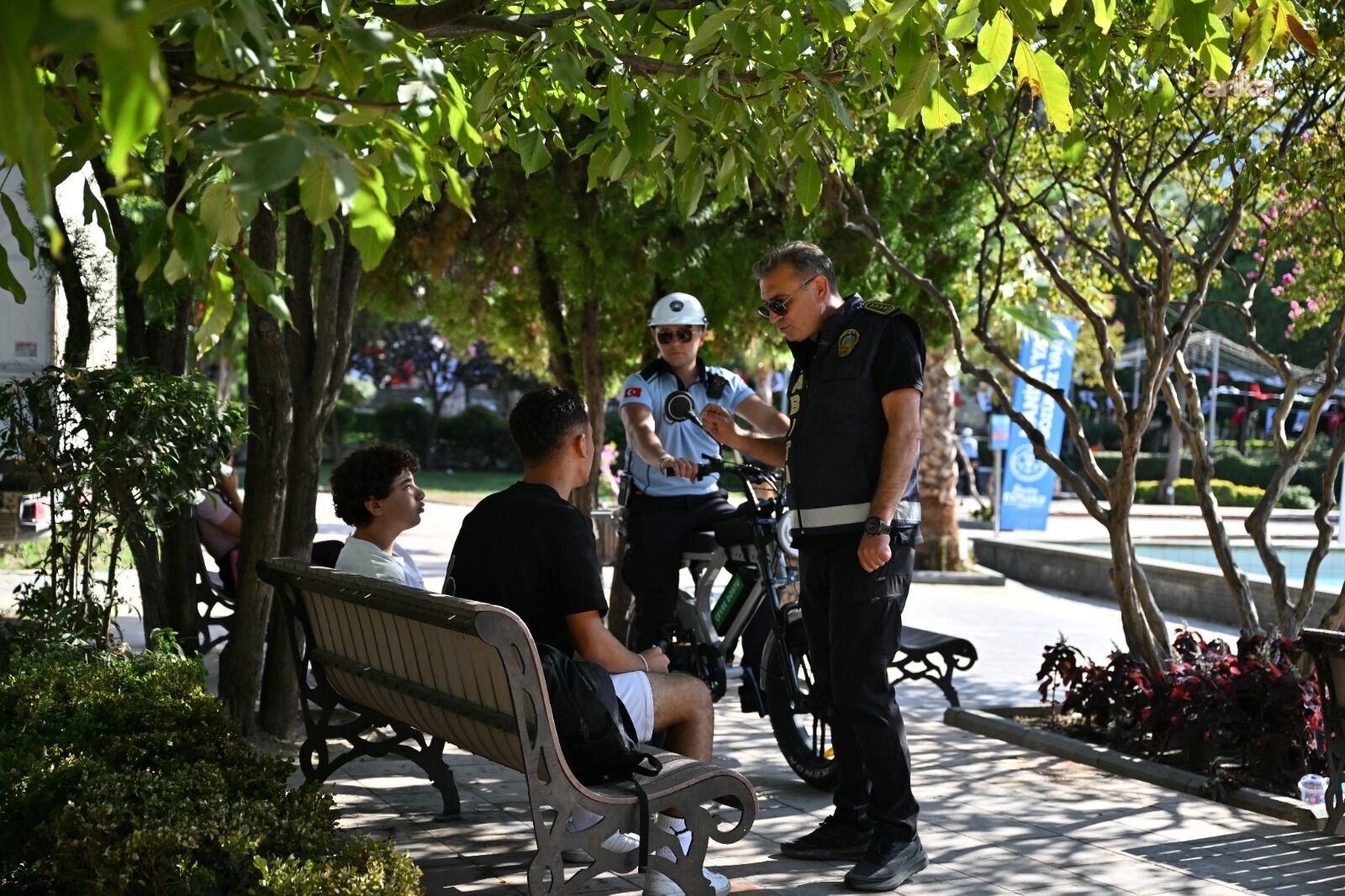 Manisa’da yeni dönem: Yere çöp atana 4 bin TL ceza