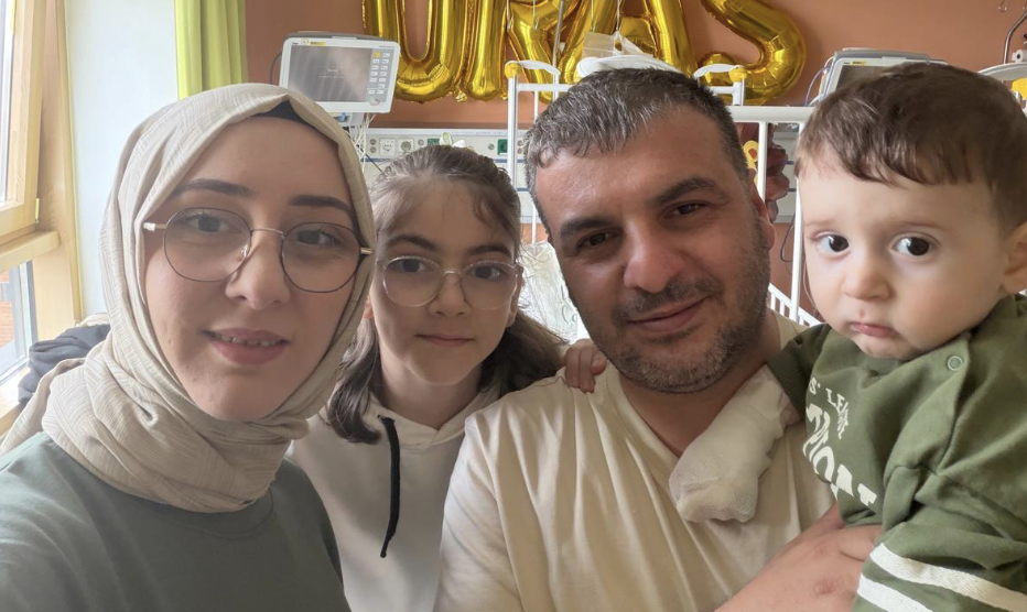 SMA hastası Uras bebek tedavisinin ardından Türkiye’ye döndü