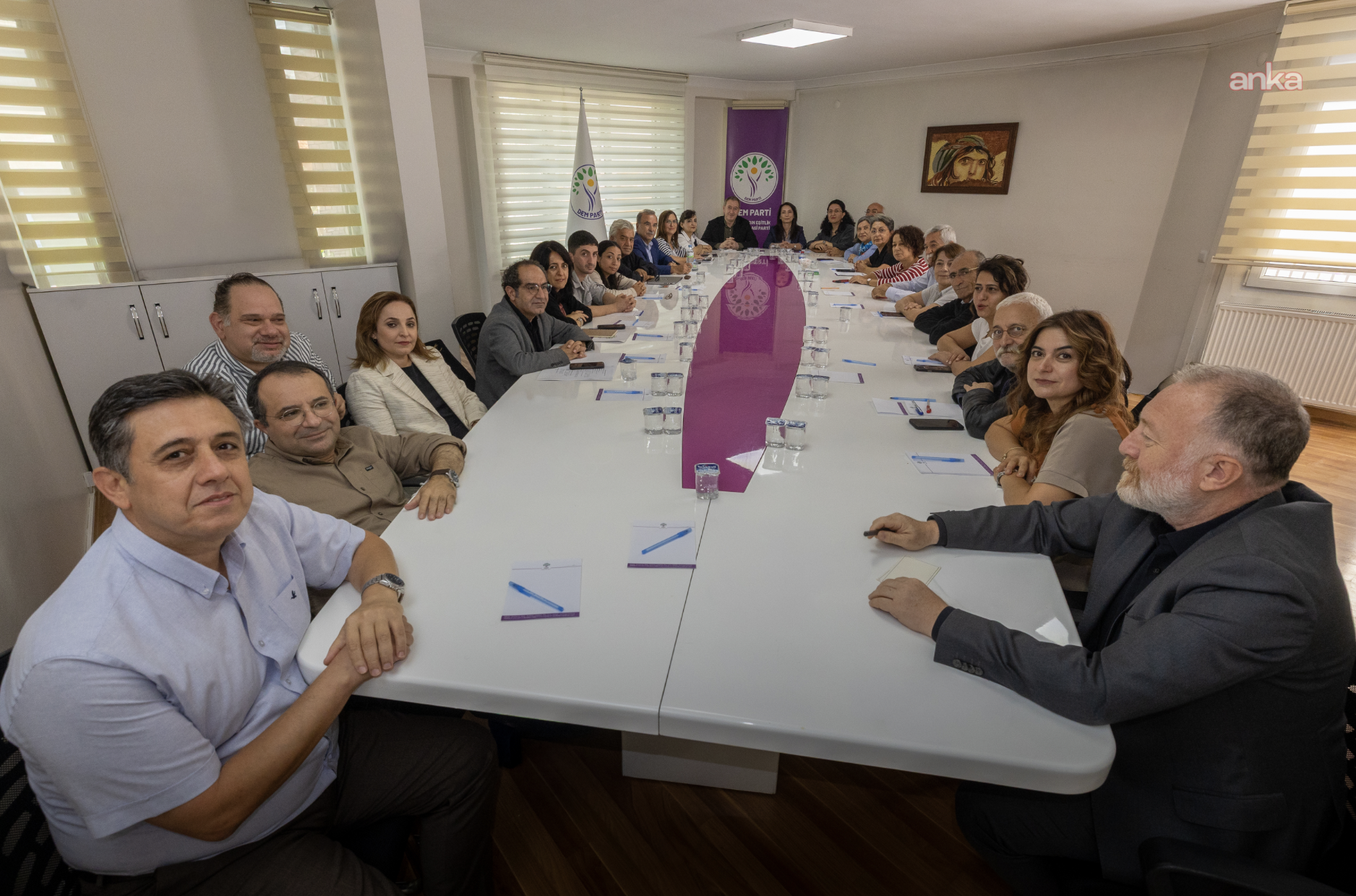 DEM Parti MYK üyelerinin görevleri belli oldu