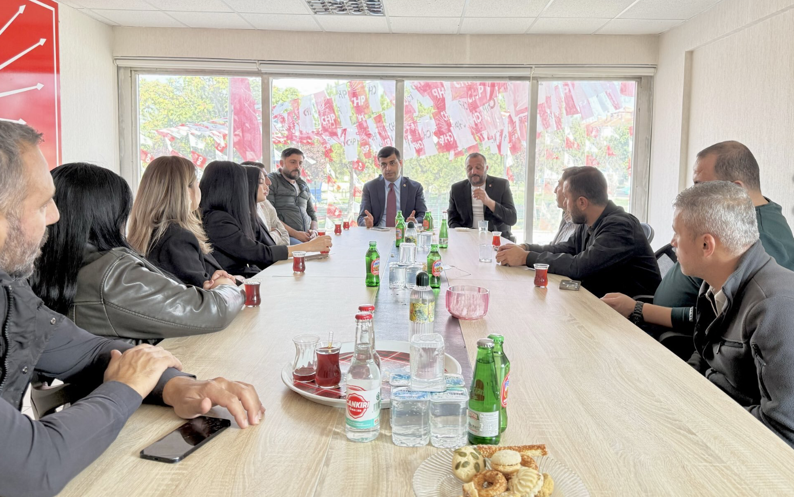 CHP'li Demir: "Cumhuriyet Halk Partisi tek mevsimlik bir çiçek değildir”