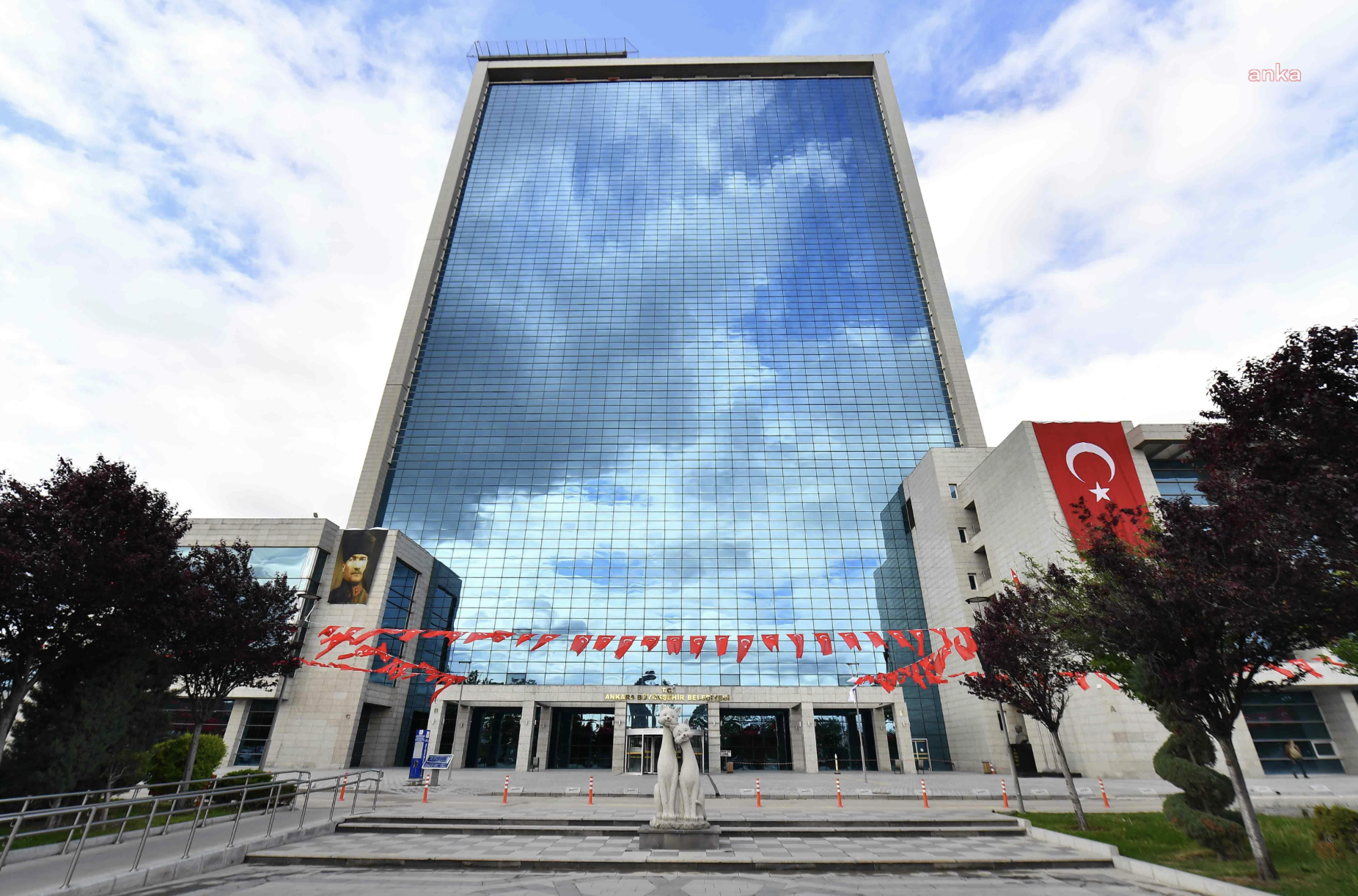 Ankara'da CHP'nin iki belediyesi kaldı