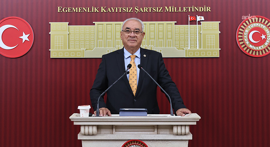 Önder Aksakal: "'Fon krizi' bir genel ekonomik kriz değildir, bir sermaye krizidir"