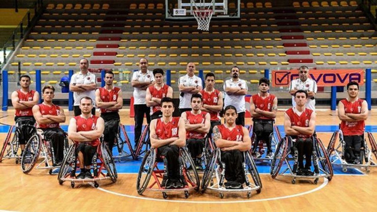Türkiye tekerlekli basketbolda İspanya'ya yenildi